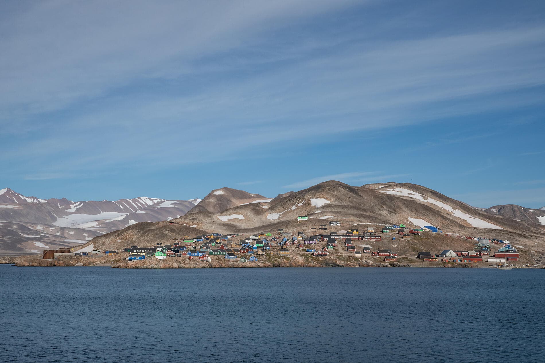 Im arktischen Eis von Spitzbergen nach Grönland