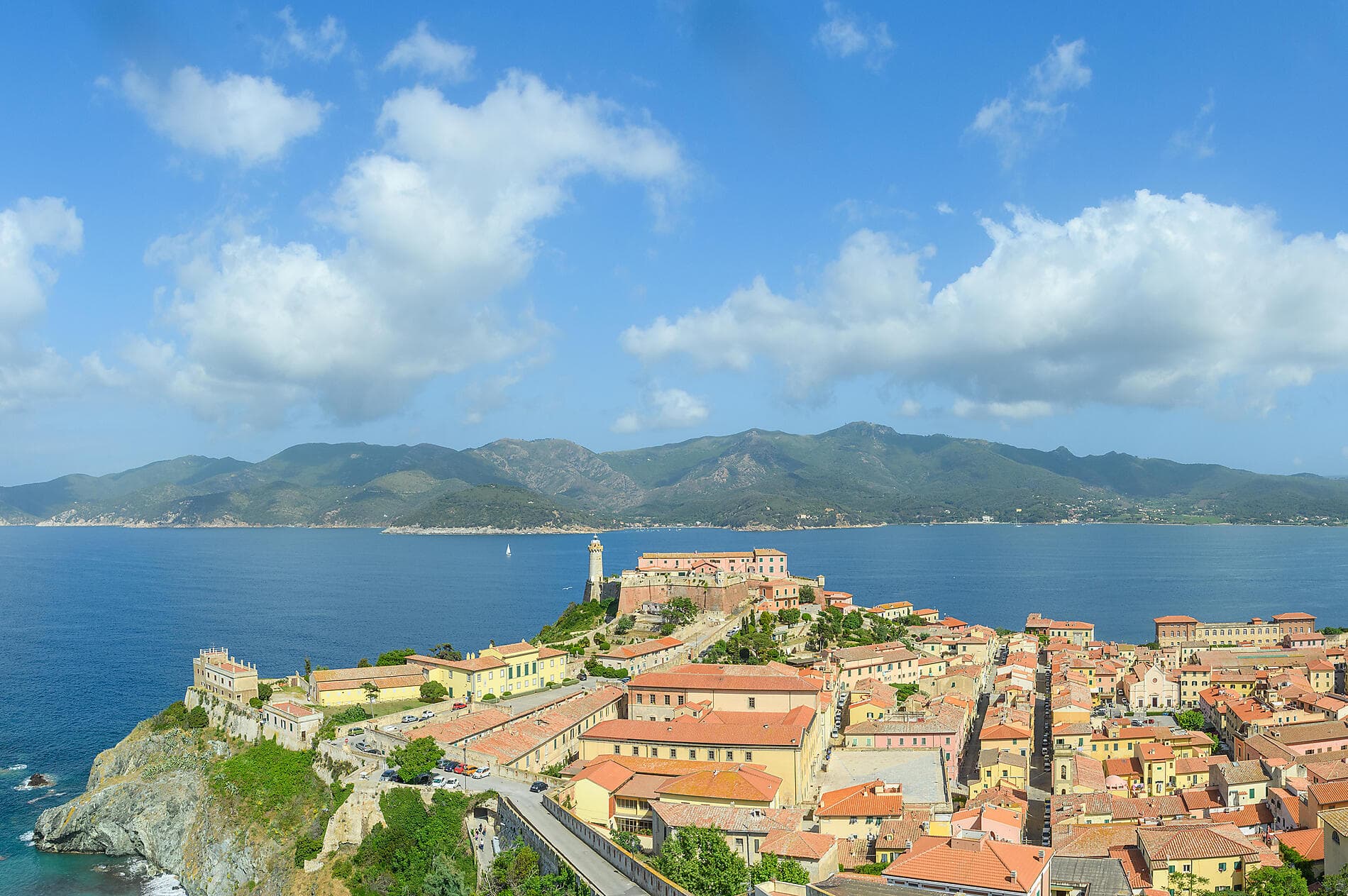 Die Inseln des Mittelmeers: Sizilien, Sardinien, Korsika und Elba – mit Smithsonian Journeys